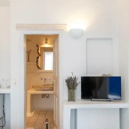 Πανσιόν Vincenzo Family 4*